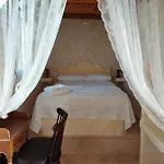 Holiday home Lakena Traditional House Menetai